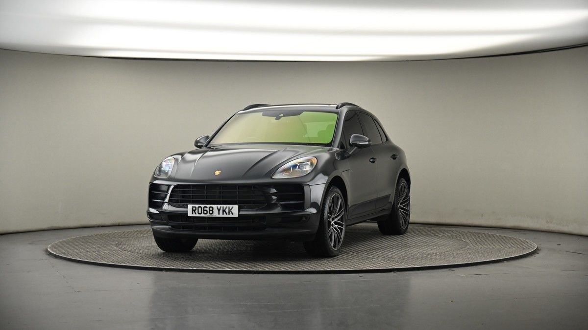 More views of Porsche Macan