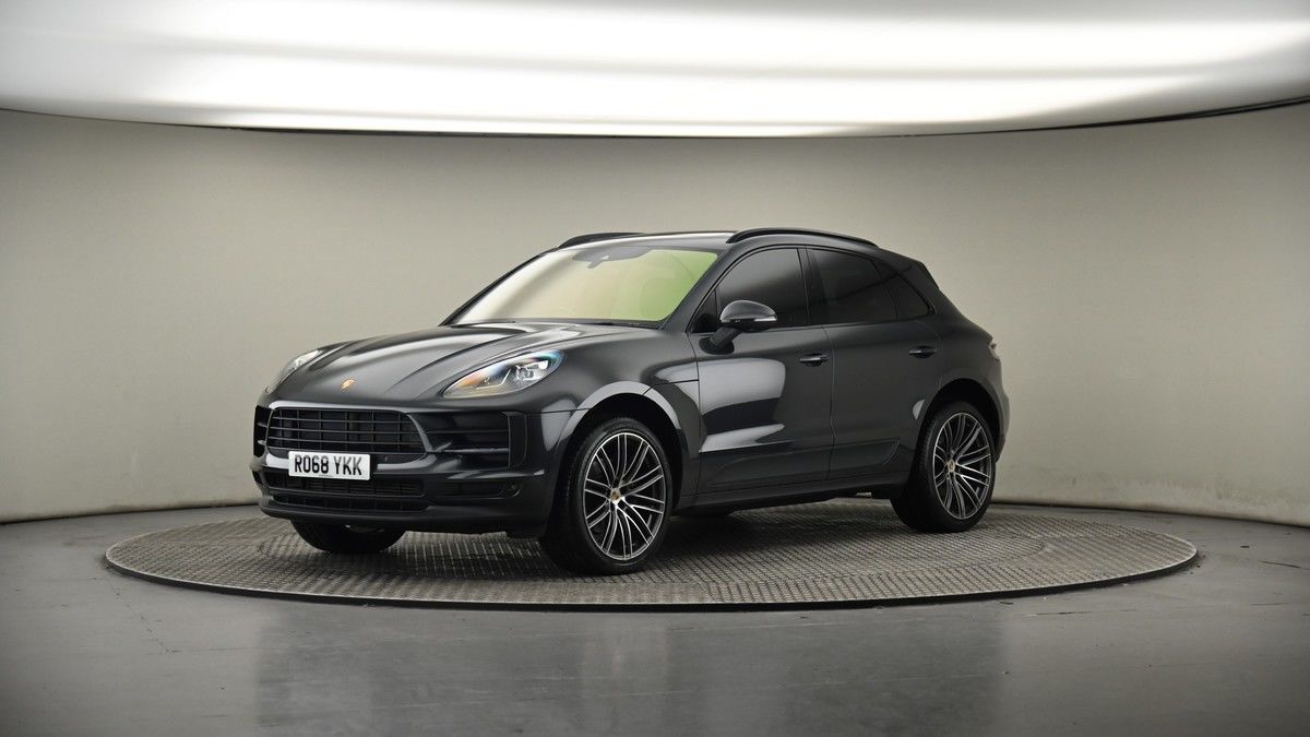 More views of Porsche Macan