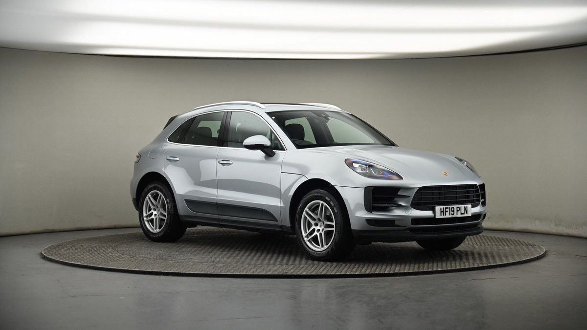 More views of Porsche Macan