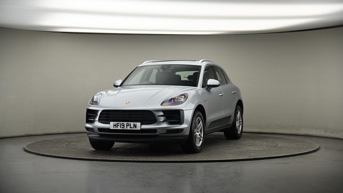 More views of Porsche Macan