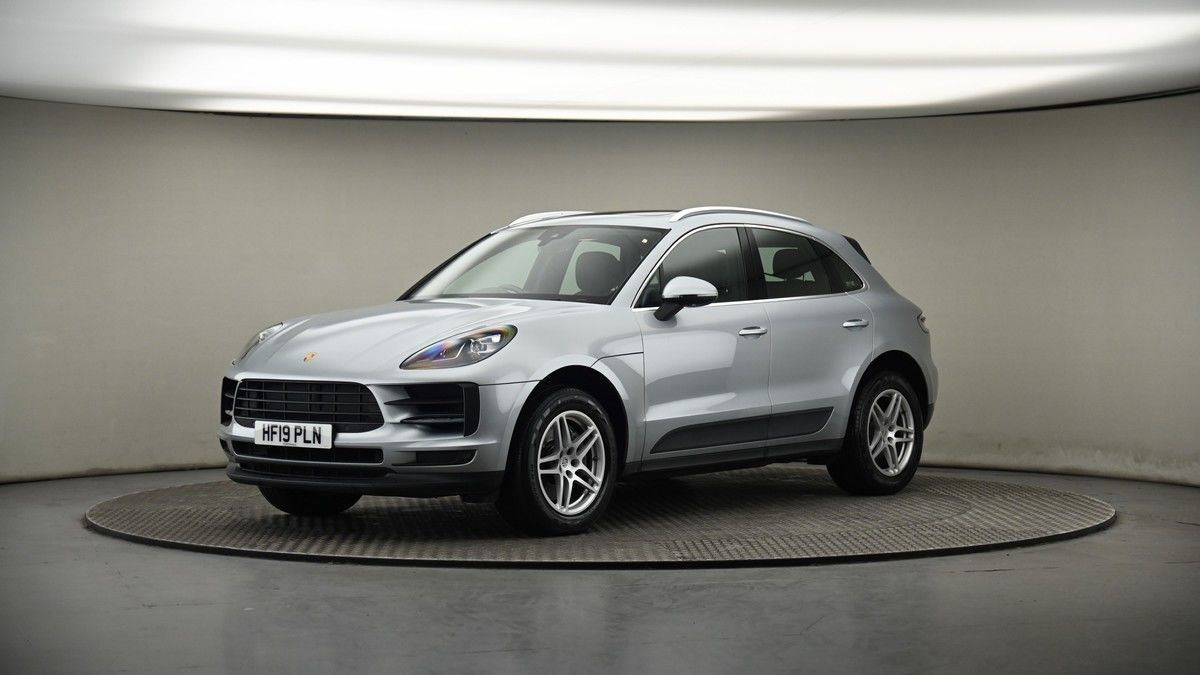 More views of Porsche Macan