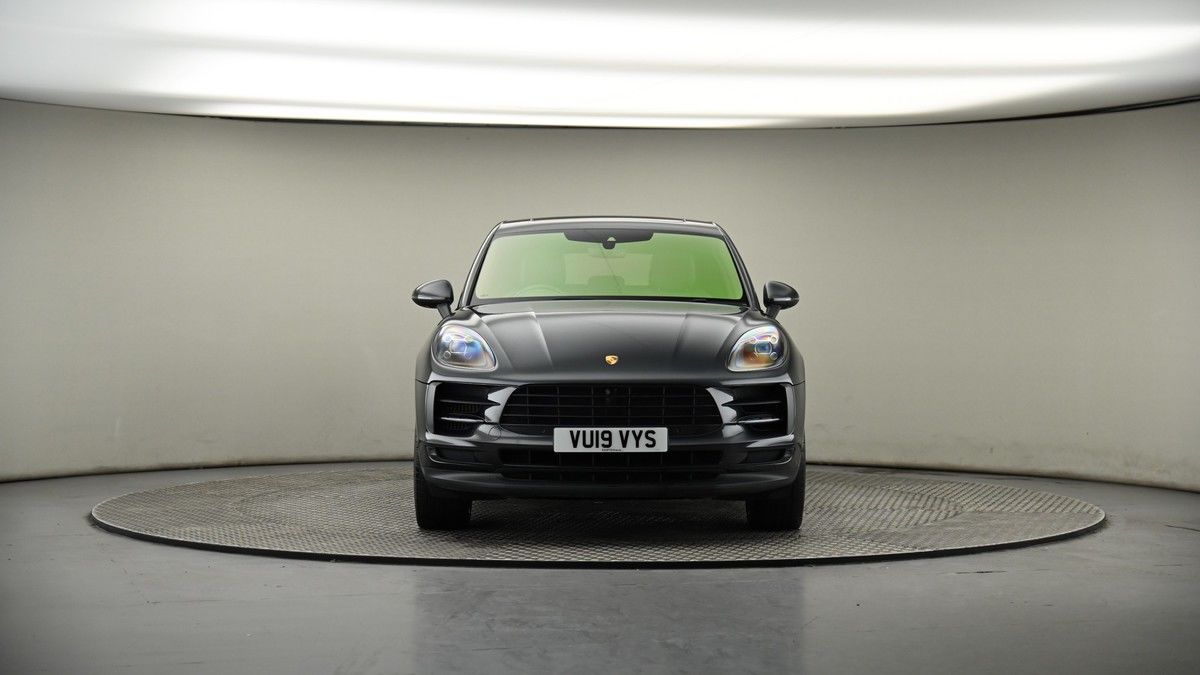 Porsche Macan Image 17