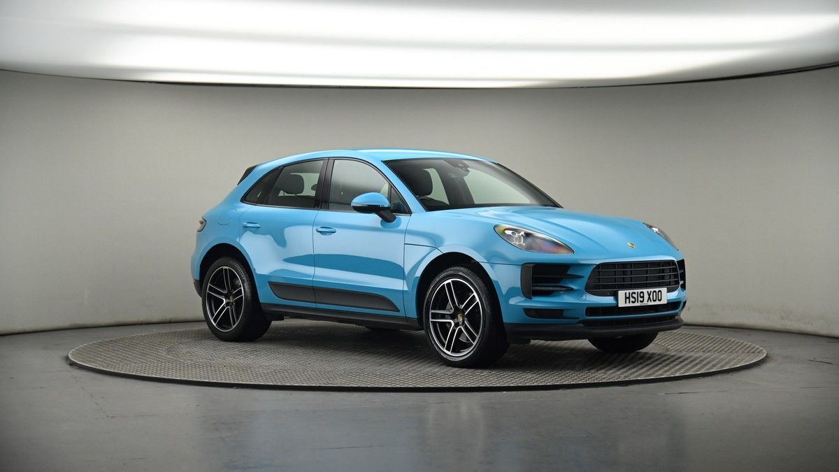 More views of Porsche Macan