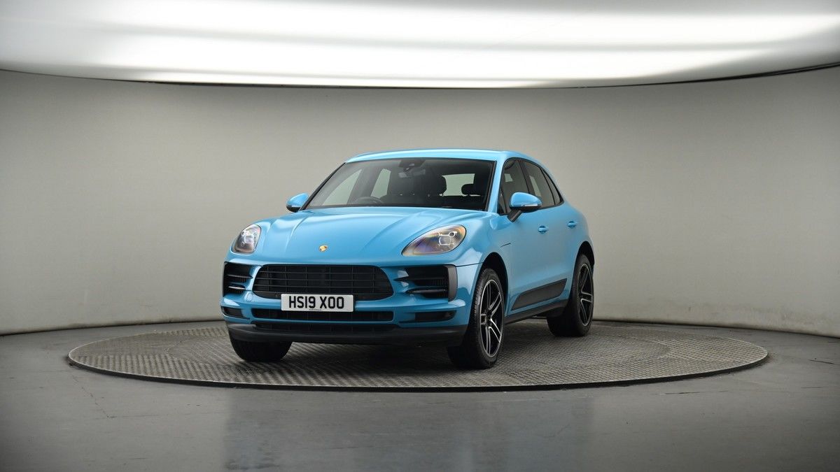 More views of Porsche Macan