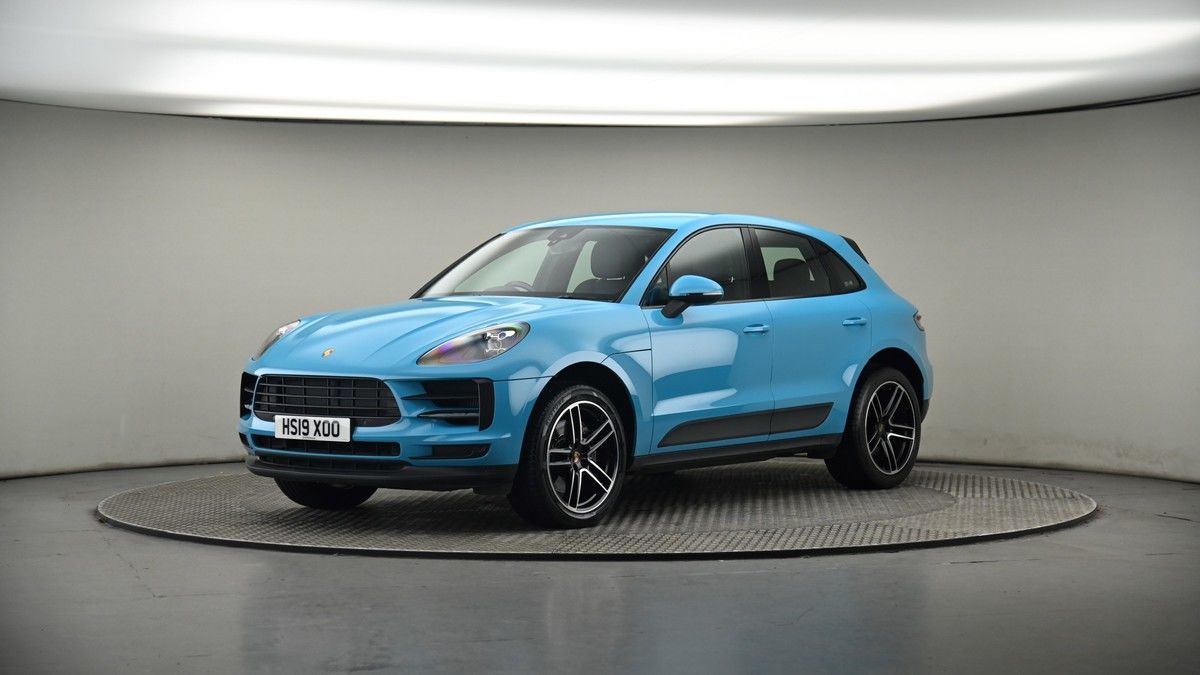 More views of Porsche Macan