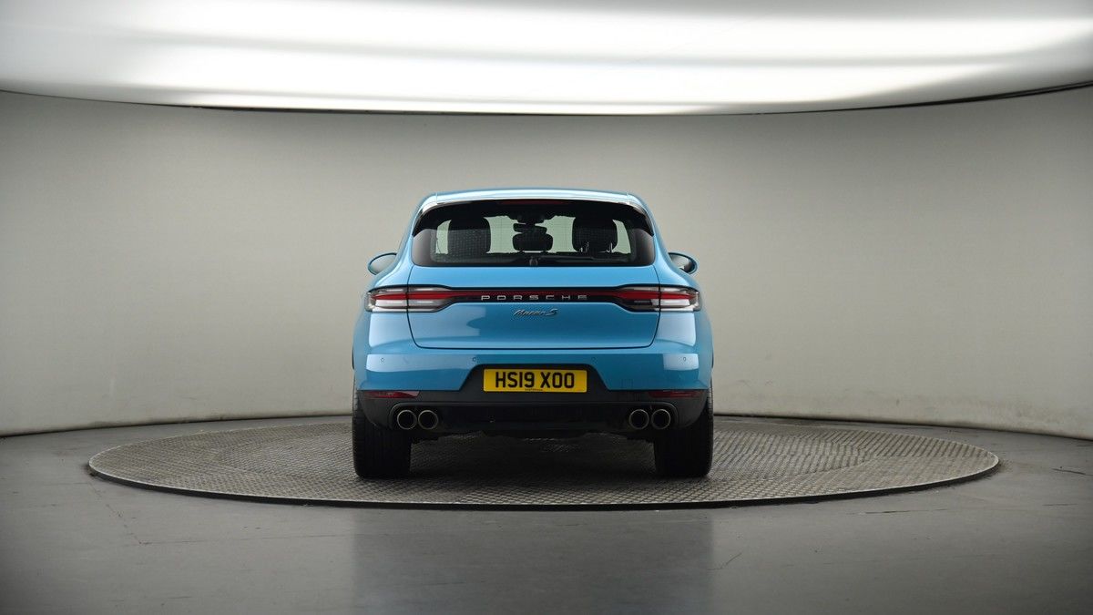 Porsche Macan Image 17