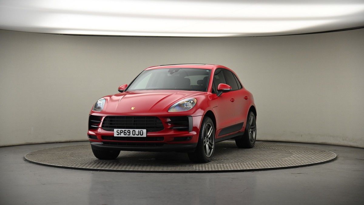 More views of Porsche Macan