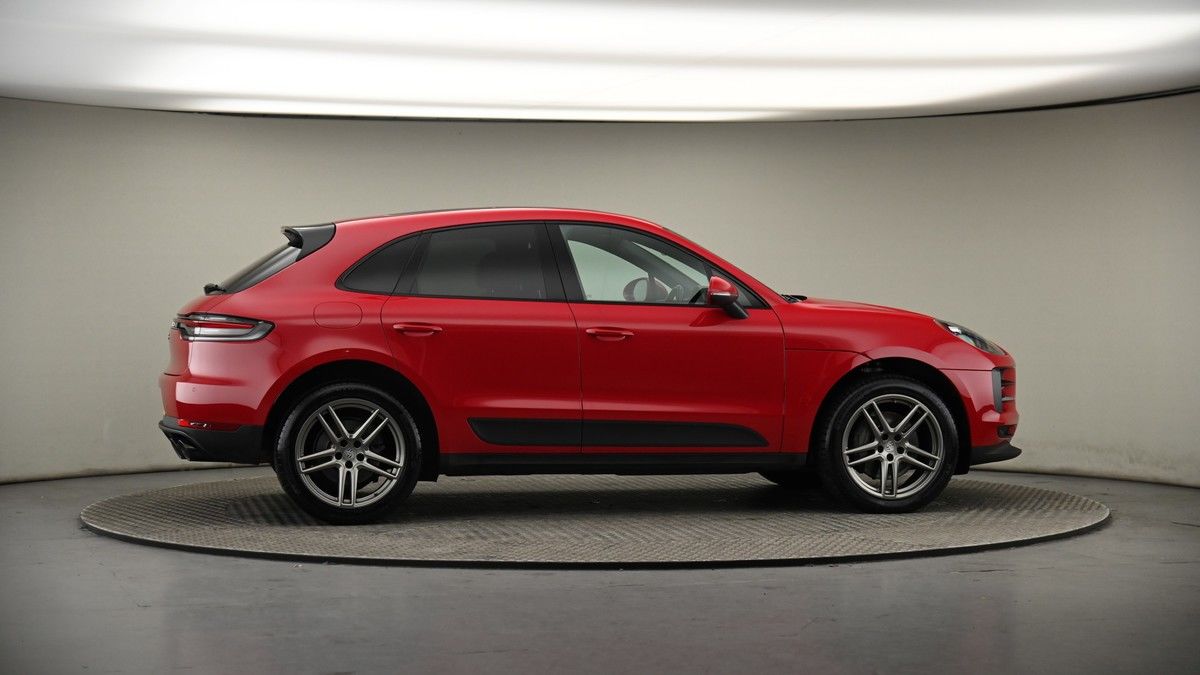 More views of Porsche Macan