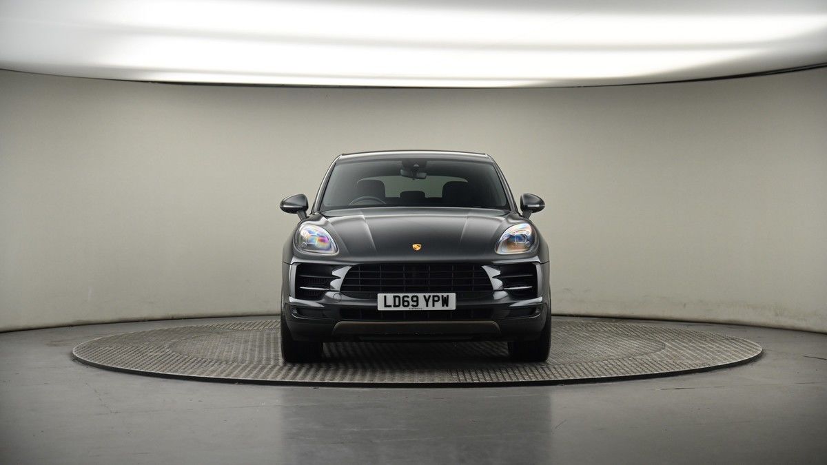 More views of Porsche Macan