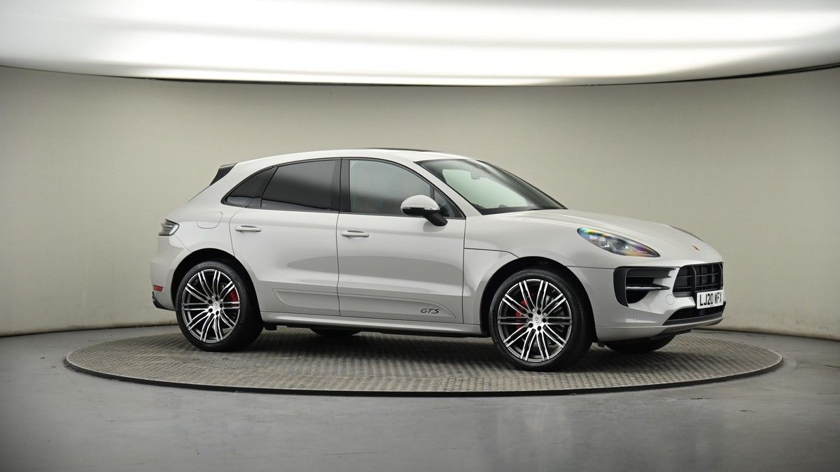 More views of Porsche Macan