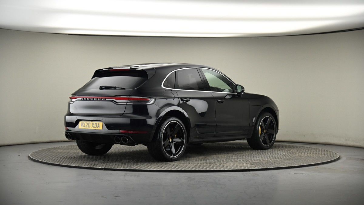 Porsche Macan Image 7