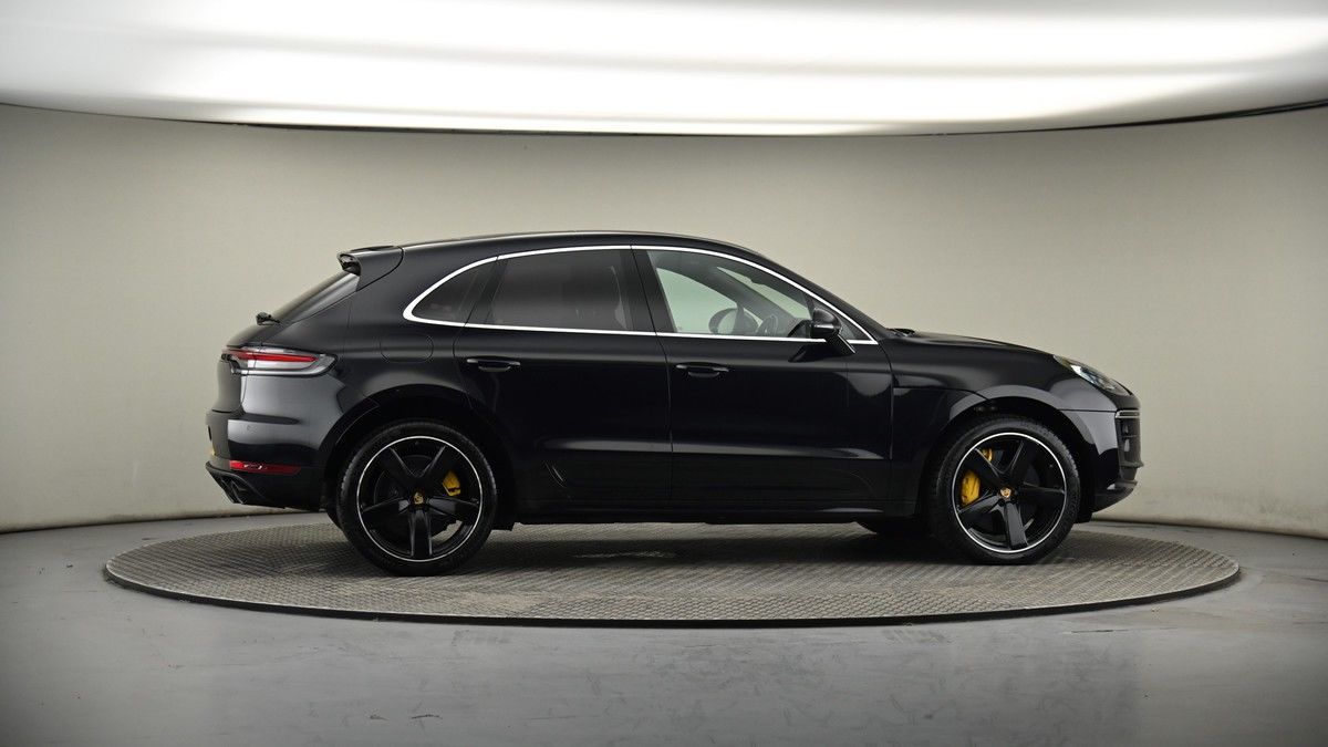 More views of Porsche Macan