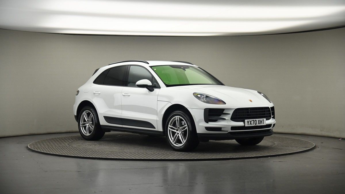 More views of Porsche Macan