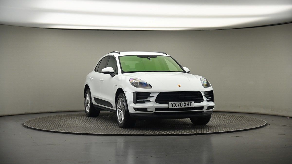 More views of Porsche Macan