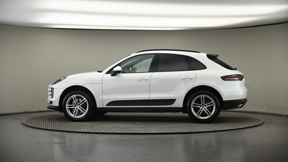 More views of Porsche Macan