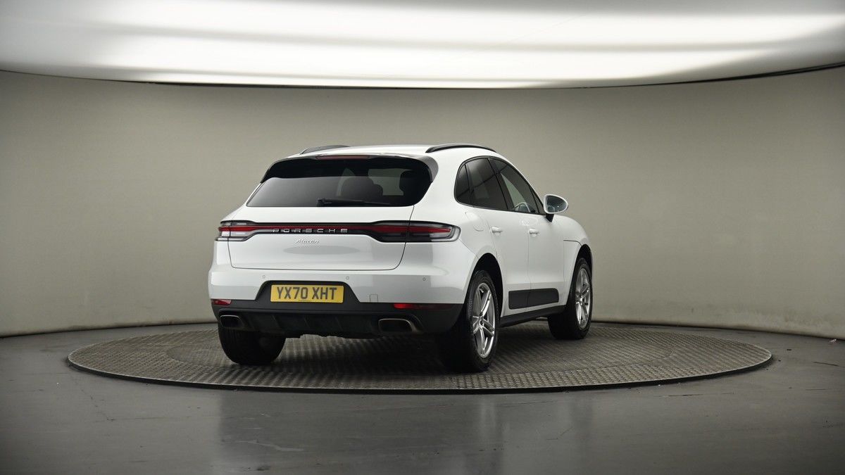 More views of Porsche Macan