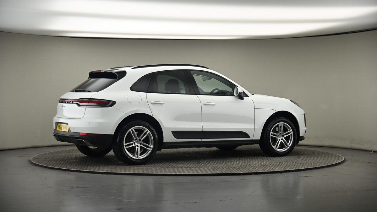 More views of Porsche Macan