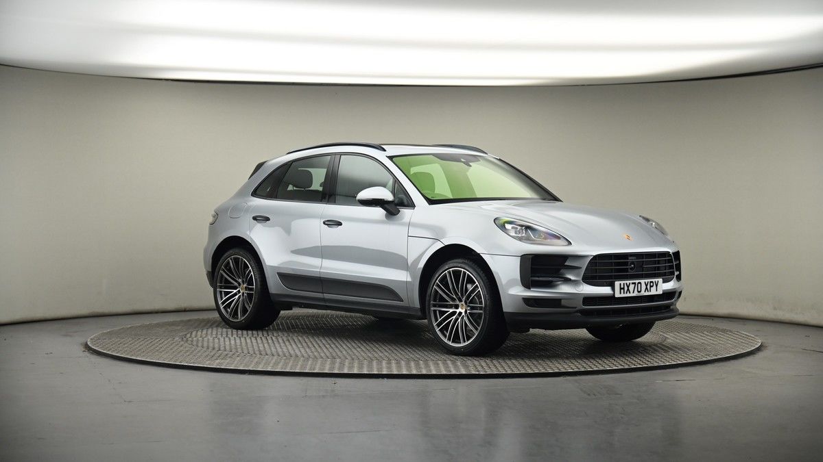 More views of Porsche Macan