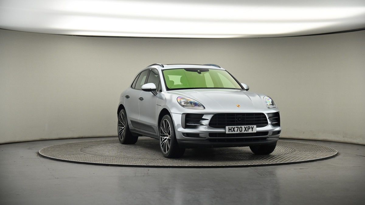 More views of Porsche Macan