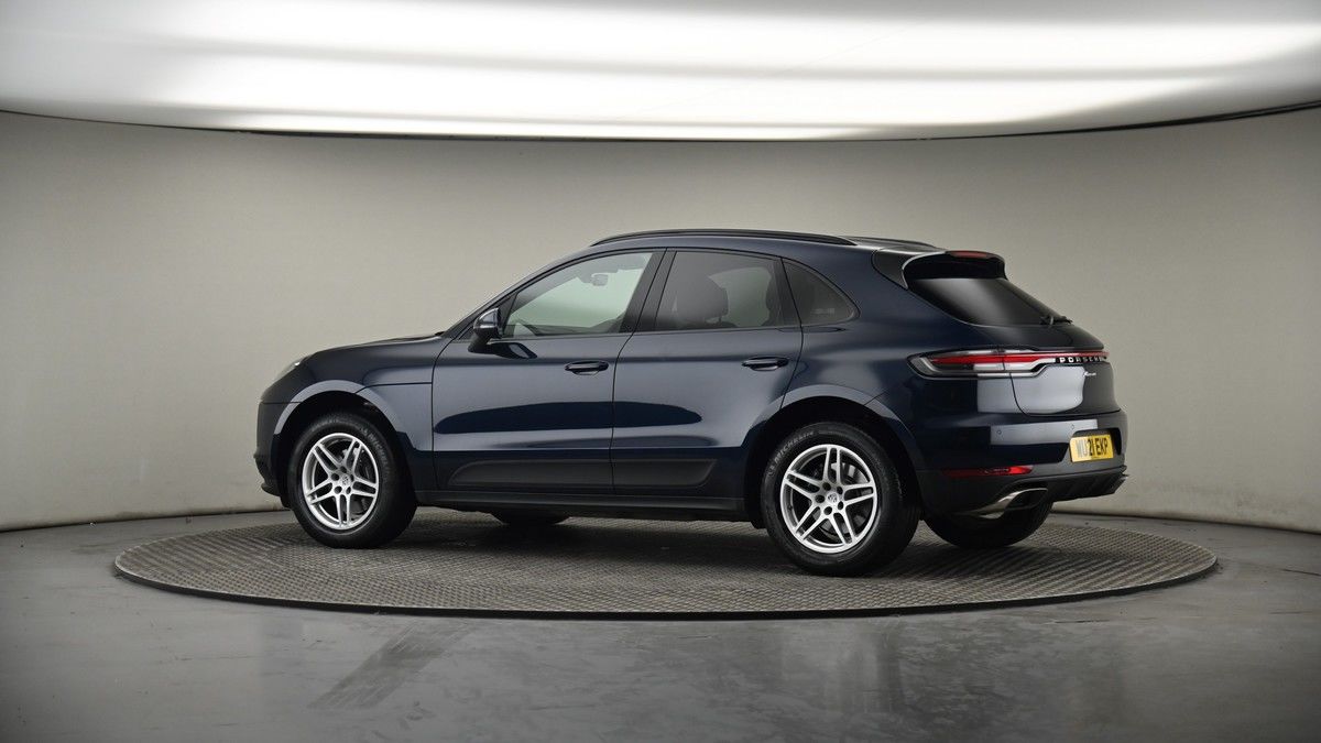 More views of Porsche Macan