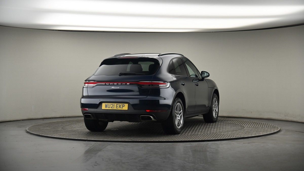 More views of Porsche Macan