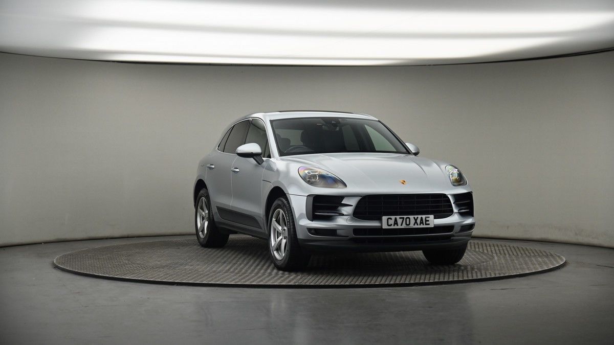 More views of Porsche Macan