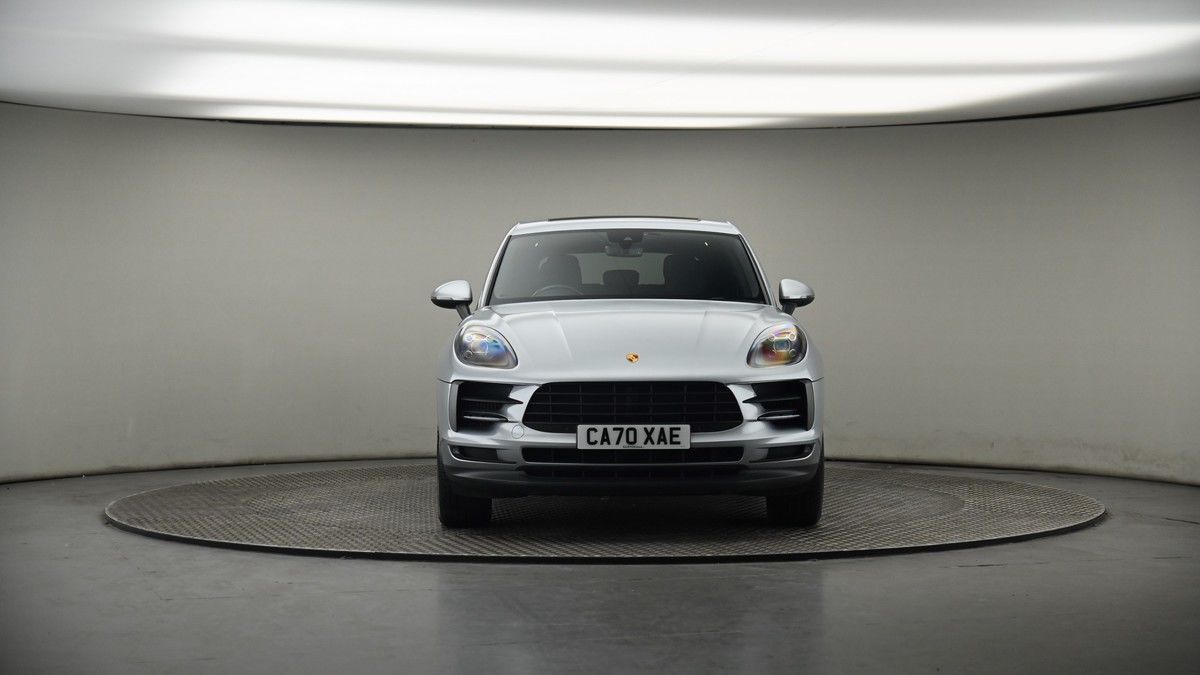 More views of Porsche Macan