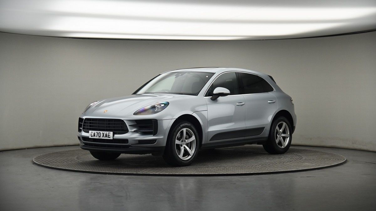 More views of Porsche Macan