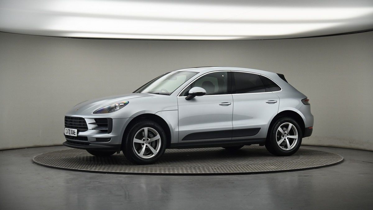 More views of Porsche Macan