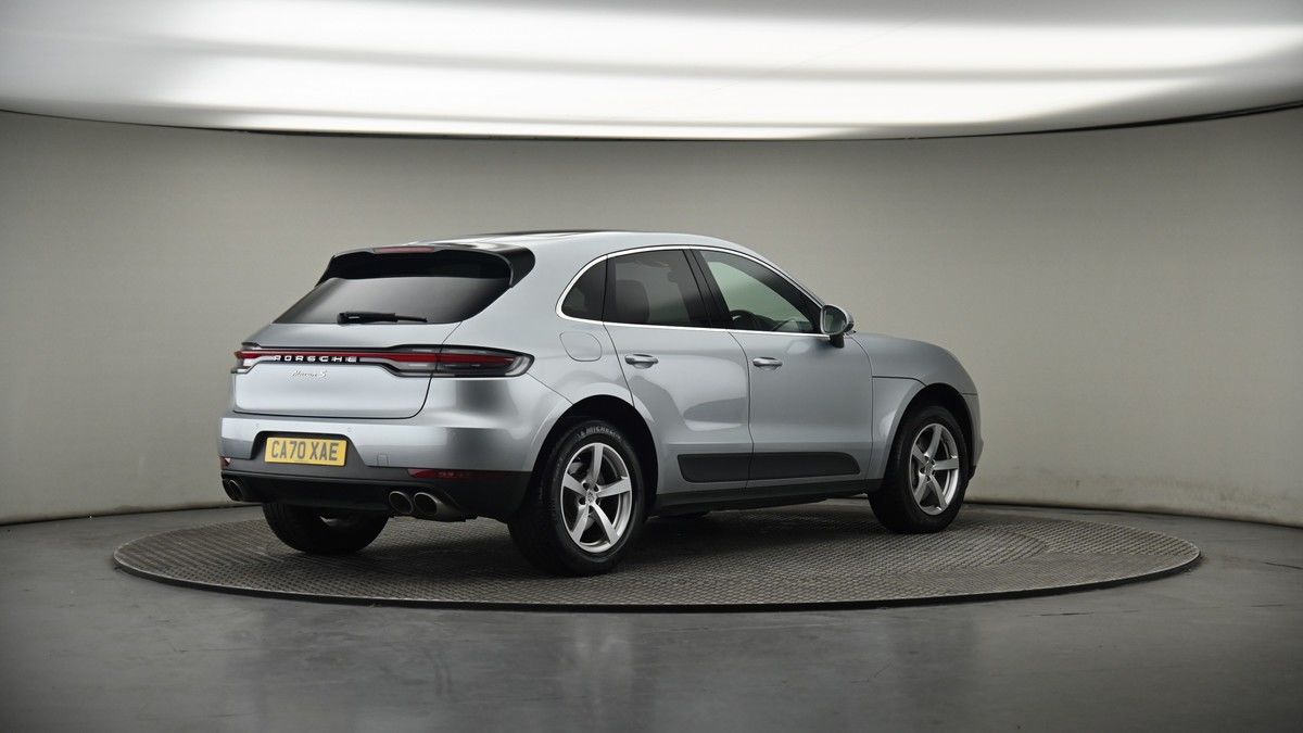 More views of Porsche Macan