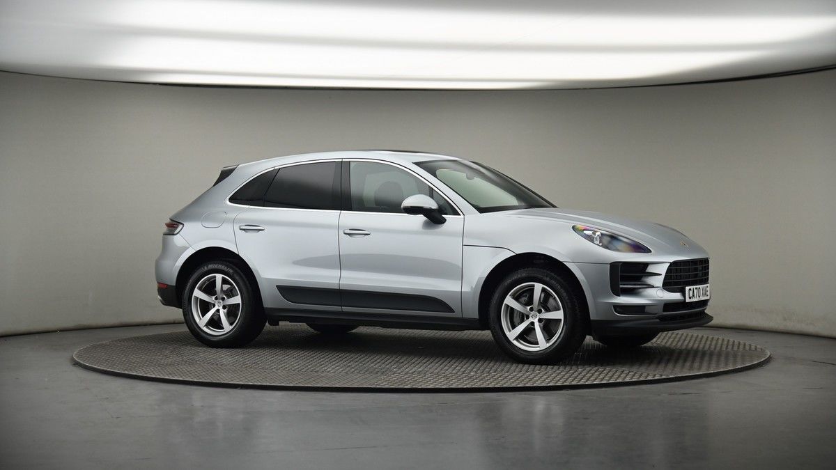 More views of Porsche Macan