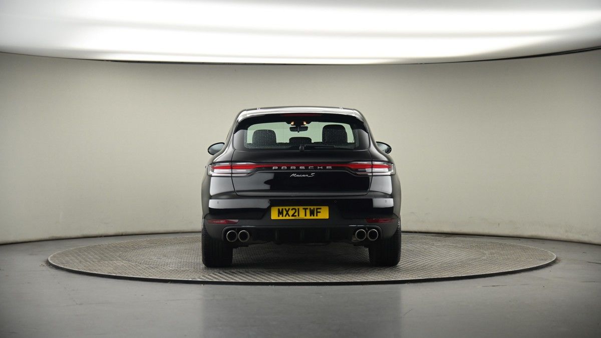 Porsche Macan Image 17