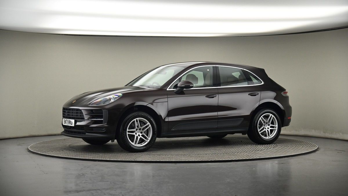 More views of Porsche Macan