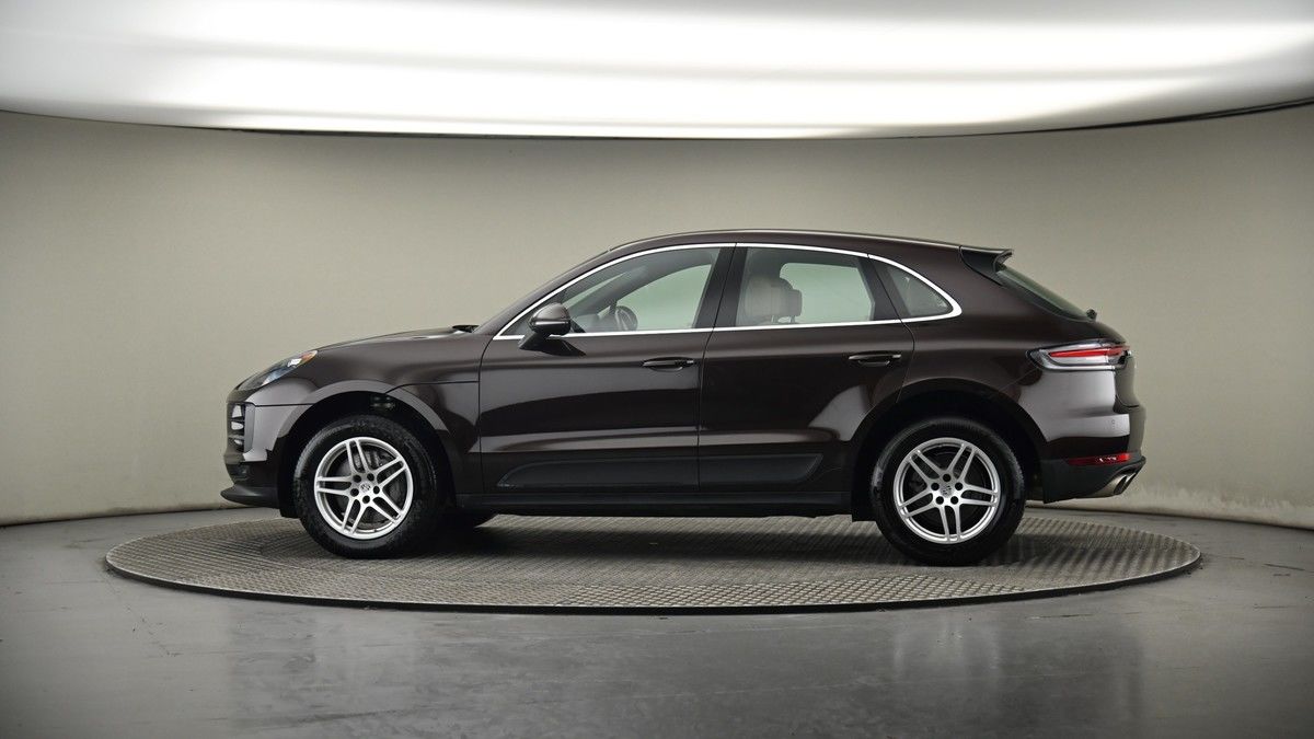 More views of Porsche Macan