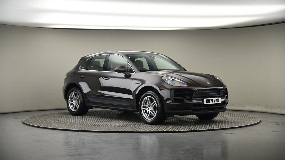 More views of Porsche Macan