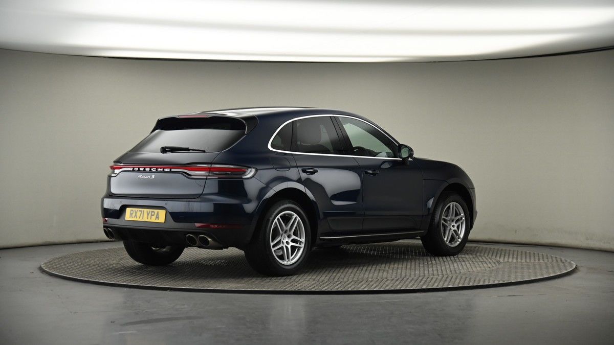 Porsche Macan Image 7