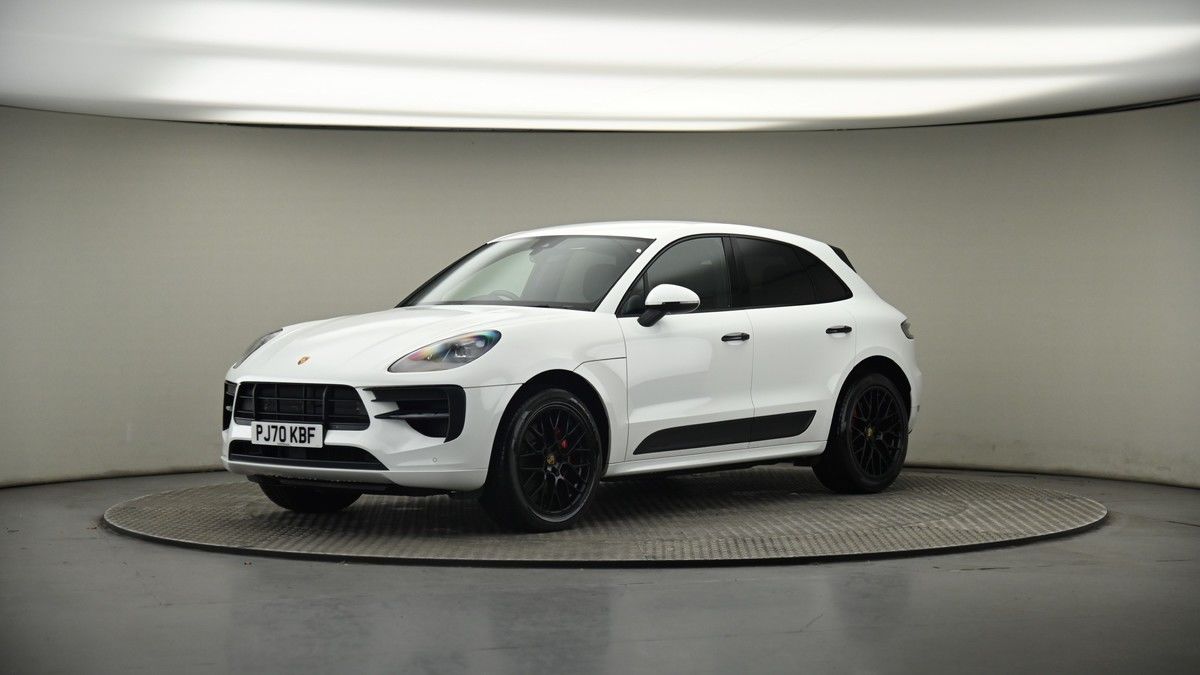 More views of Porsche Macan