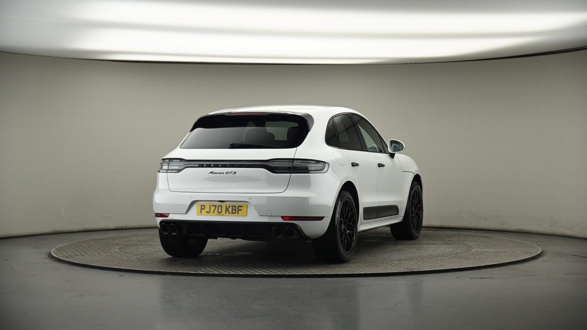 More views of Porsche Macan