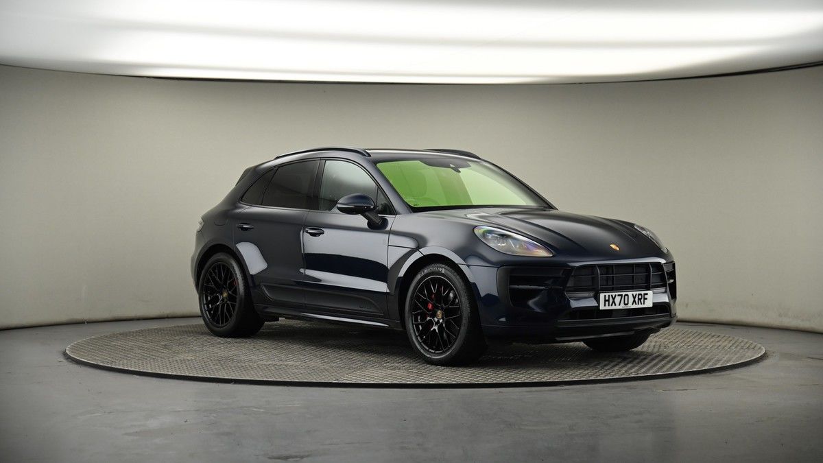 More views of Porsche Macan