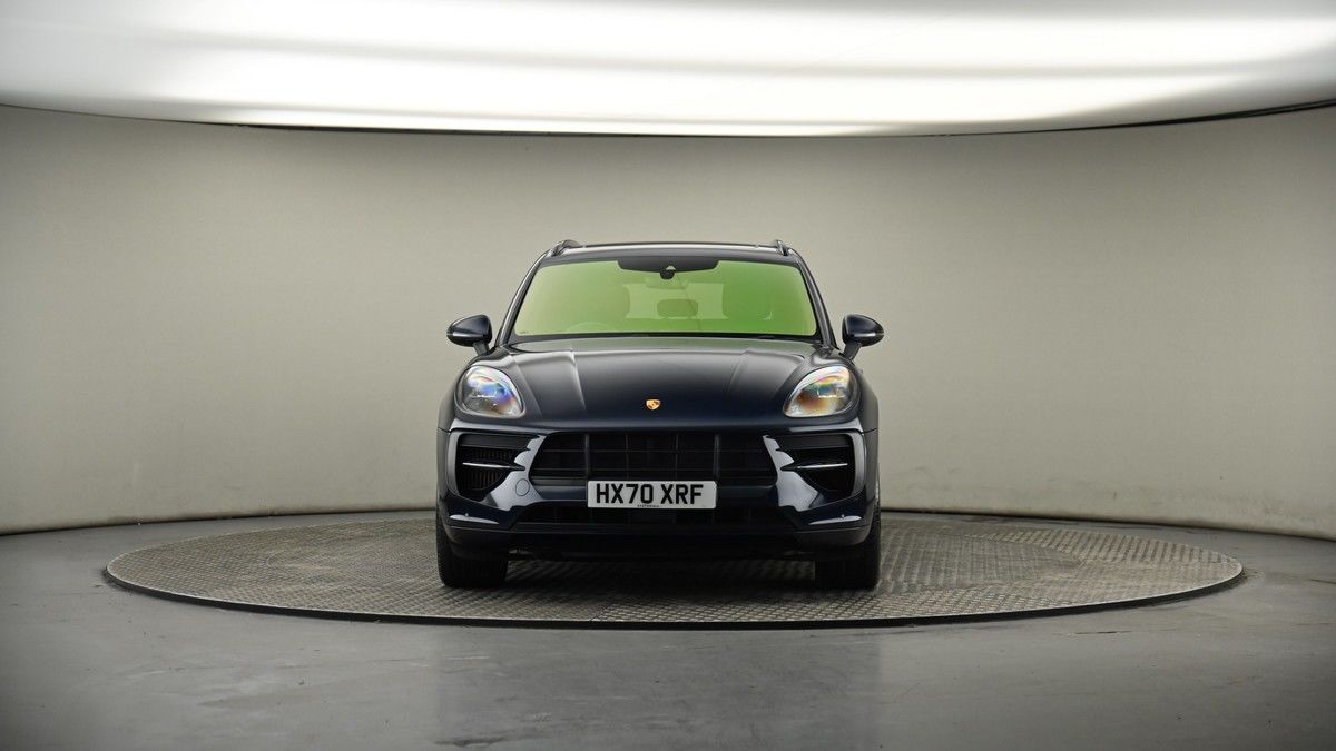 More views of Porsche Macan