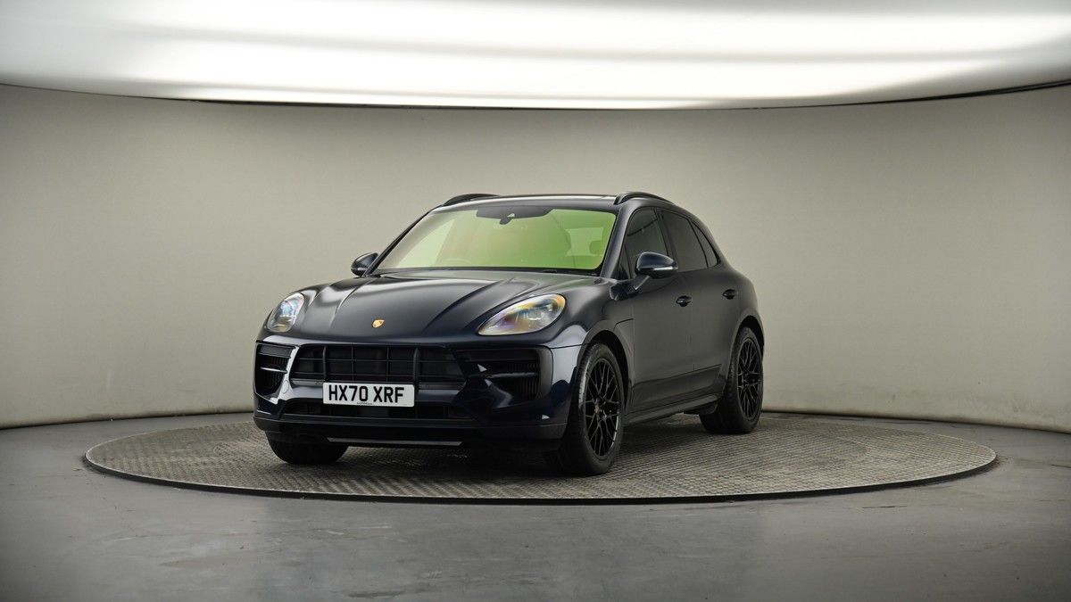 More views of Porsche Macan