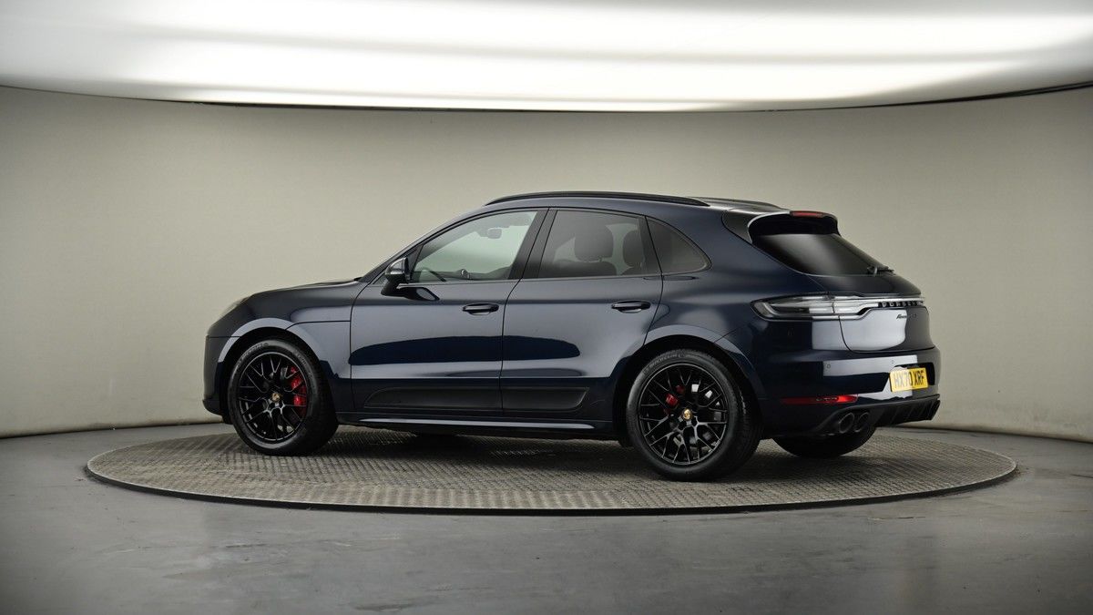 More views of Porsche Macan