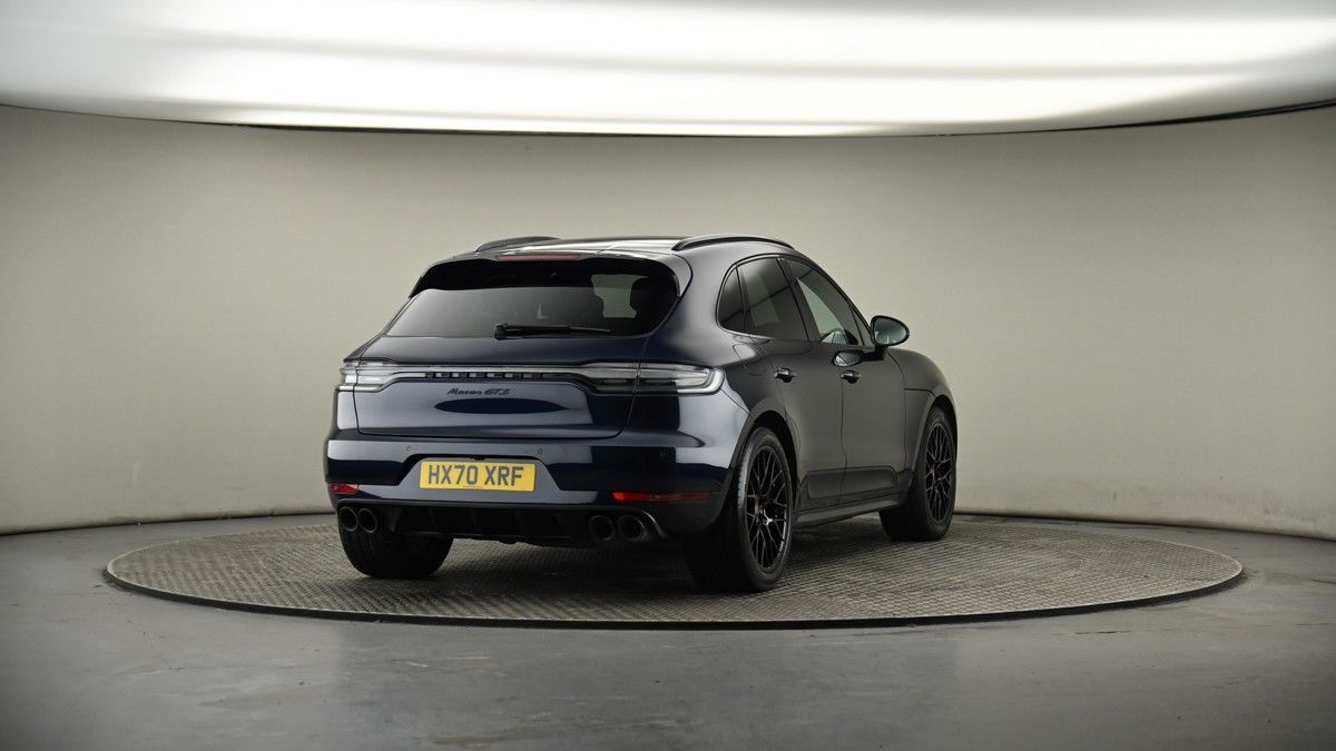 More views of Porsche Macan