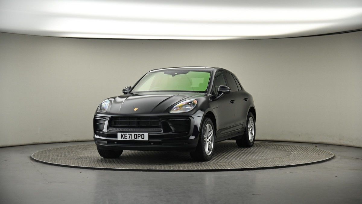 More views of Porsche Macan