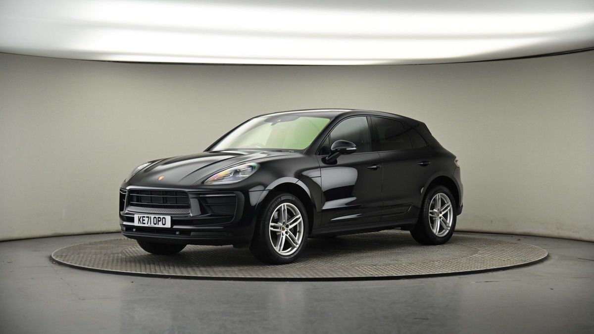 More views of Porsche Macan