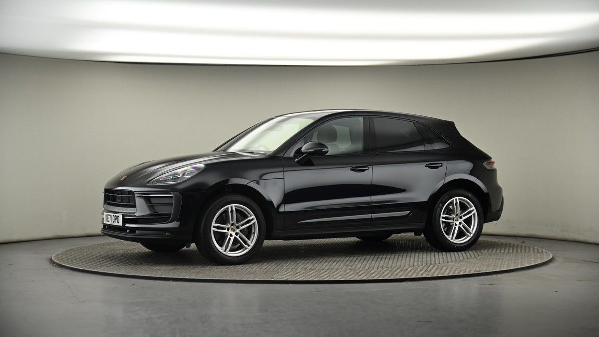 More views of Porsche Macan