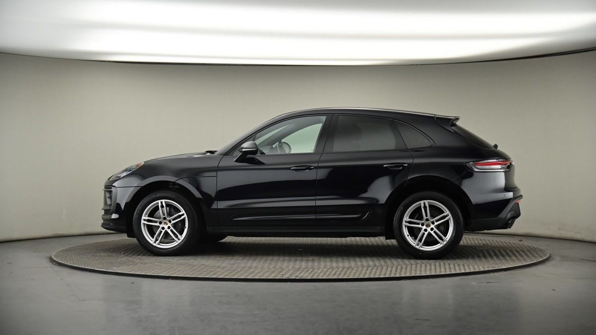 More views of Porsche Macan