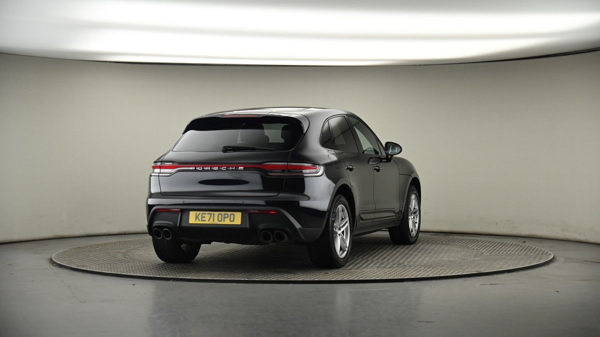 More views of Porsche Macan