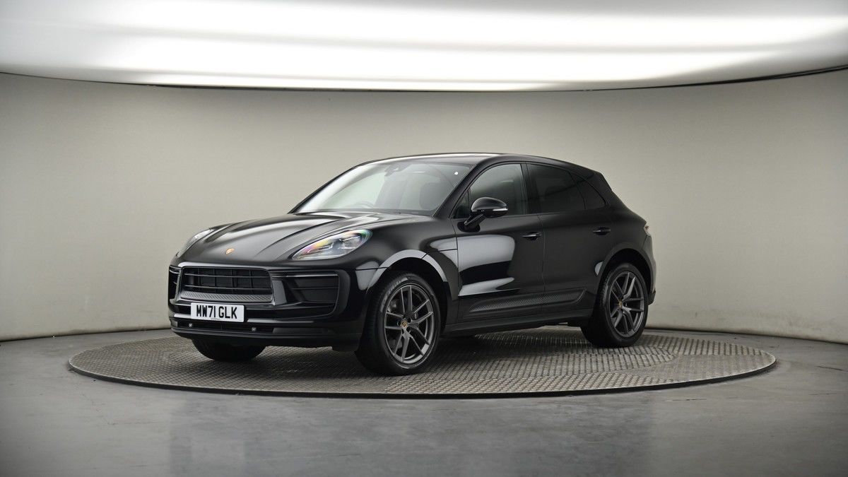 More views of Porsche Macan