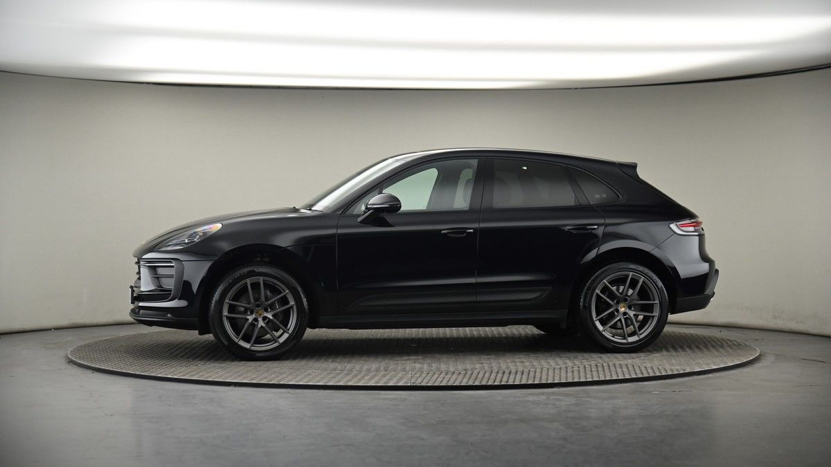 More views of Porsche Macan